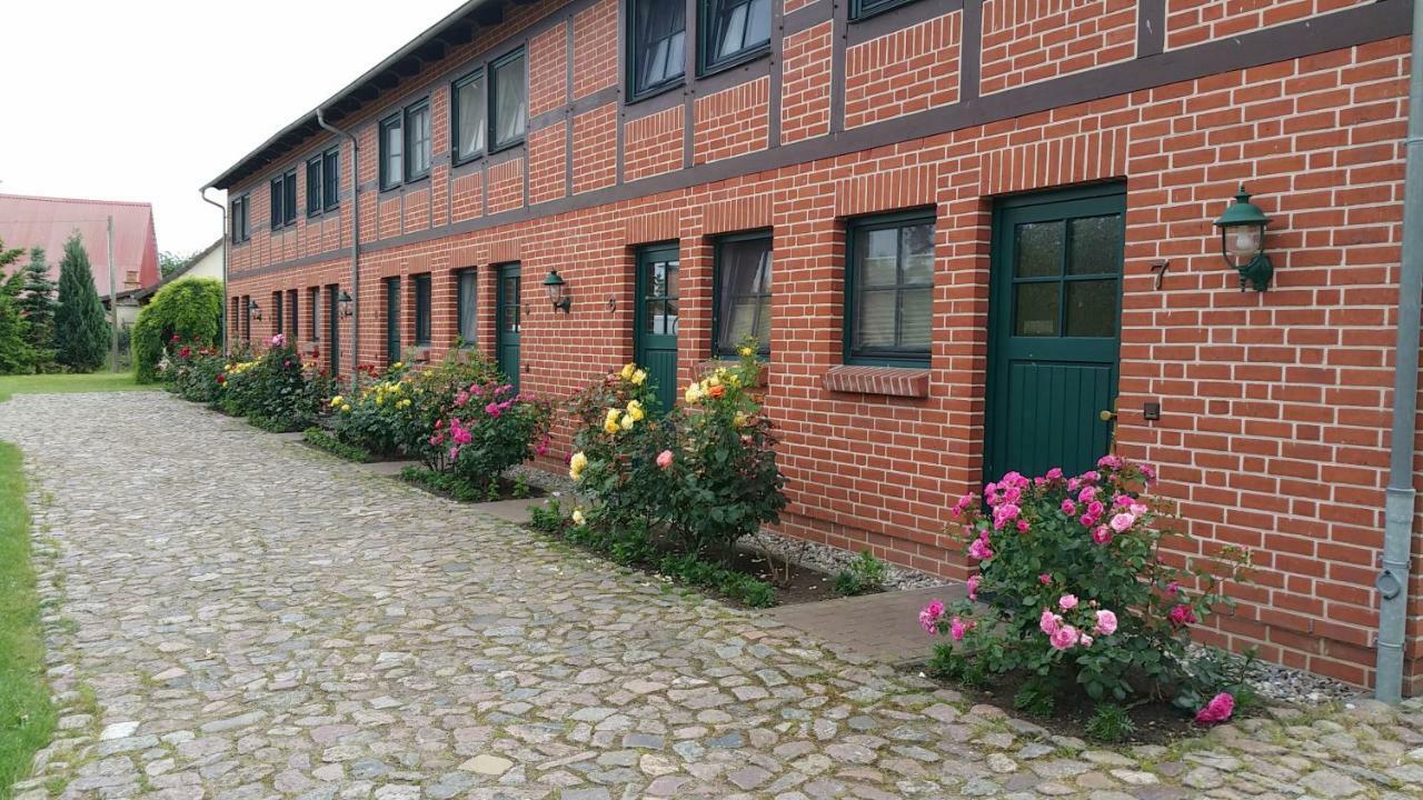 Landferienhof Müritzufer Ludorf Exterior foto